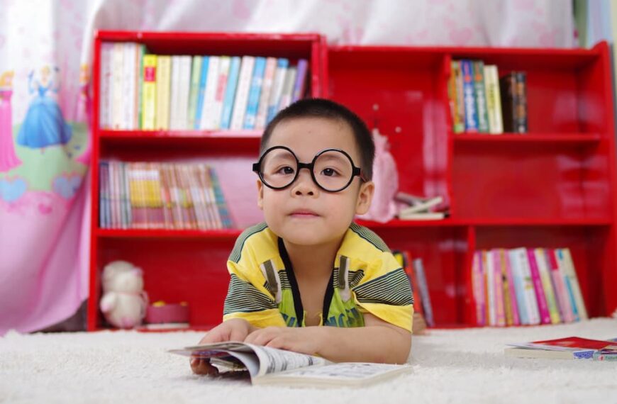 Como ajudar seu filho a aprender a ler?