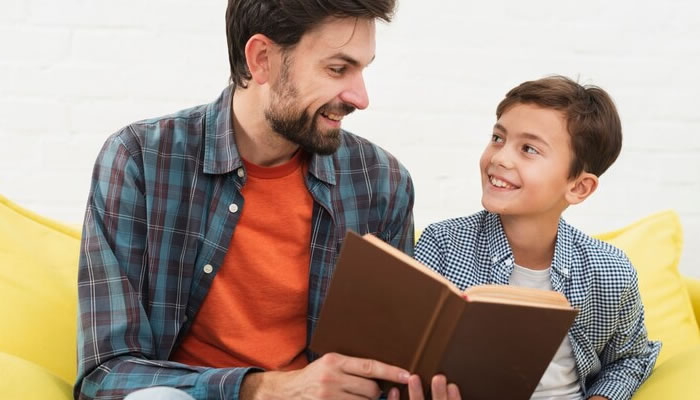 Como ensinar meu filho de 7 anos a ler: dicas práticas e eficazes